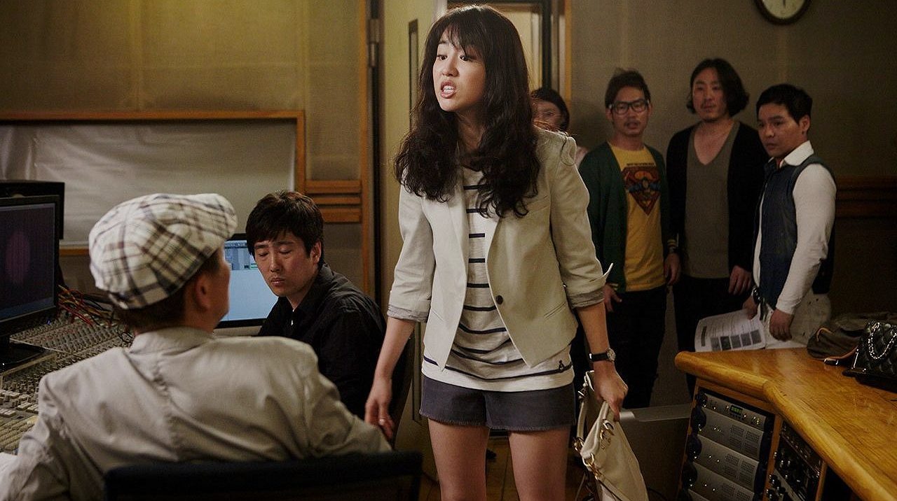 เสียงเพลงจากหัวใจ: รีวิว '음치클리닉' (The Clinic for Tone-Deaf) หนังตลกโรแมนติกที่ซาบซึ้งเกินคาด